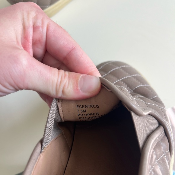 Quilted Slip-On Women's Shoes - Steve Madden Ecentrcq - Picture 4 of 4